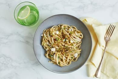 Speedy Linguine with Courgette