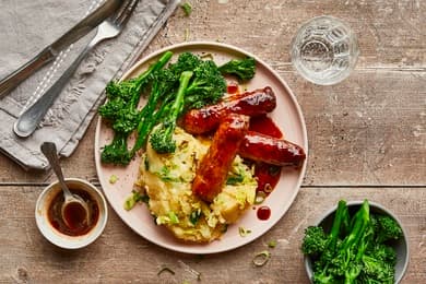 Sticky Veg Bangers 'n' Mash
