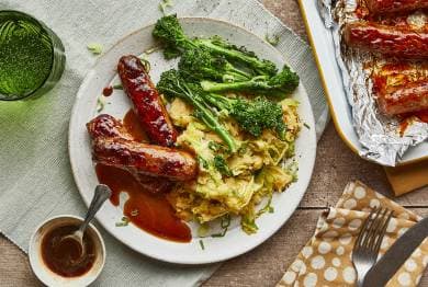 Sticky Bangers 'n' Mash