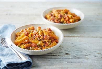 Spicy Veg Sausage & Leek Pasta